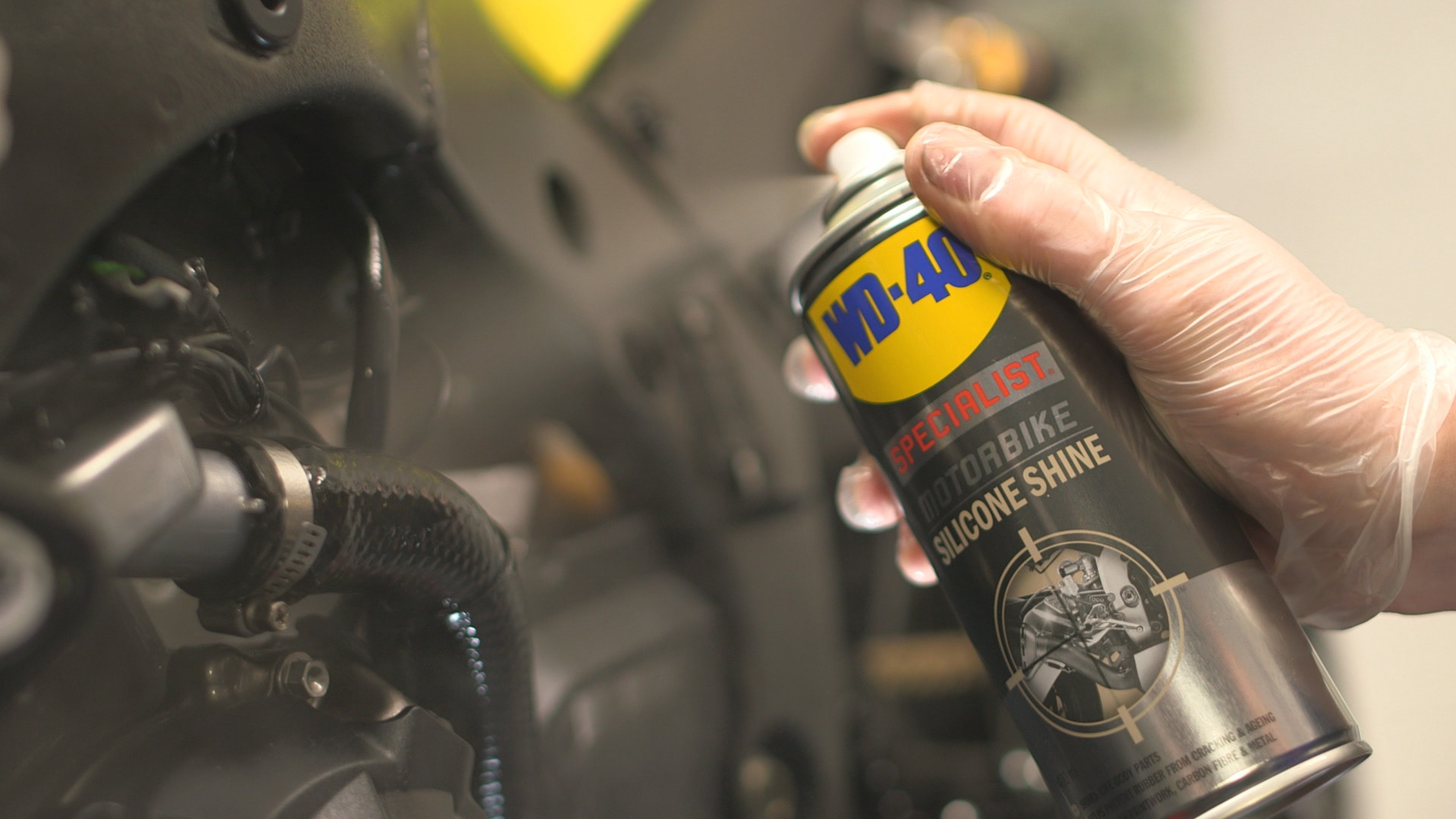 WD-40 Motorbike SPECIALIST Silikonglanzspray 400ml